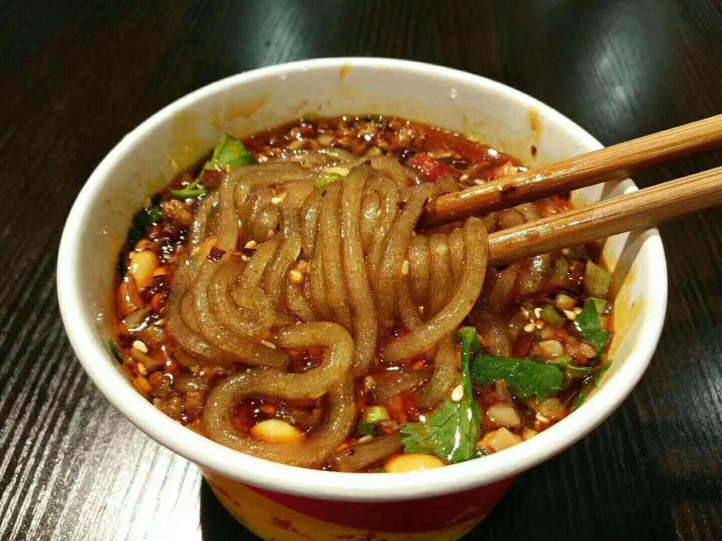 酸辣粉开店服务在哪里成品