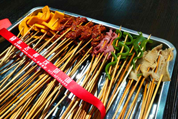 摆地摊卖什么最赚钱