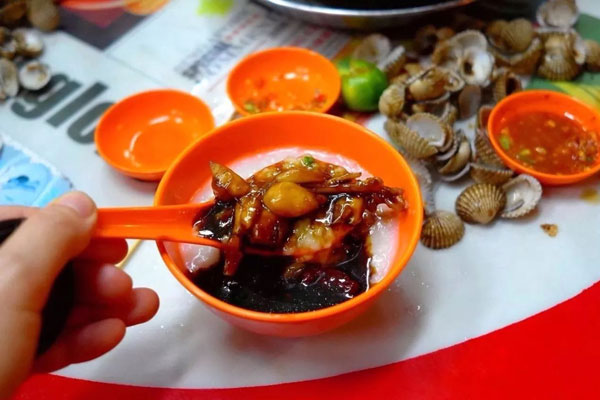 倾品新加坡田鸡粥加盟学员制作成品