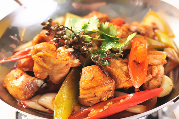 倾品干锅鸡加盟