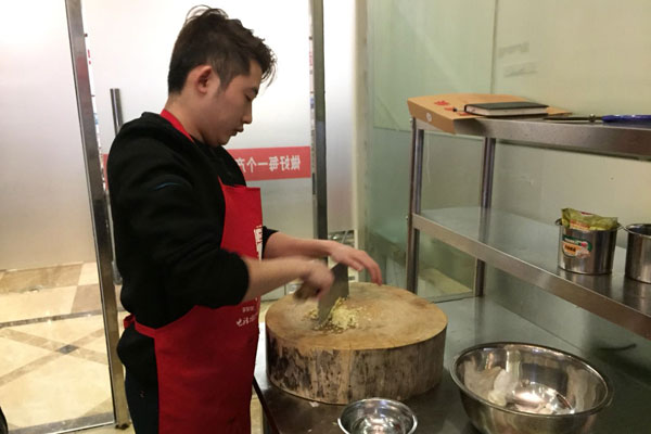 华飞酸菜小鱼nba无插件极速体育_jrs直播网_jrs低调直播网学员nba无插件极速体育_jrs直播网_jrs低调直播网过程