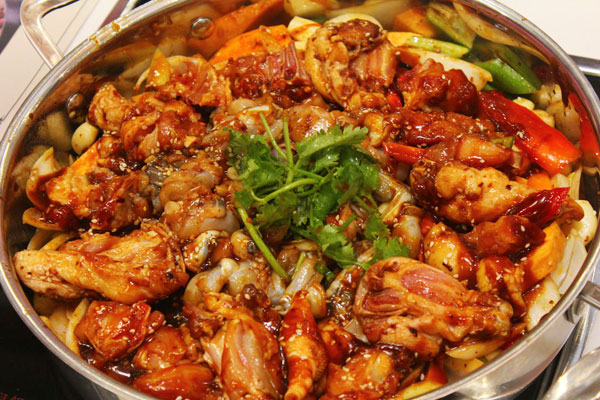 倾品焖锅加盟学员制作成品