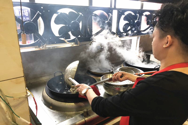 华飞酸萝卜老鸭汤nba无插件极速体育_jrs直播网_jrs低调直播网