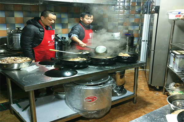 华飞酸萝卜老鸭汤nba无插件极速体育_jrs直播网_jrs低调直播网