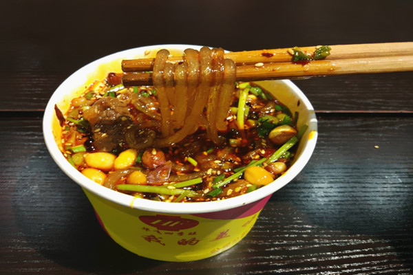 倾品酸辣粉小吃车加盟