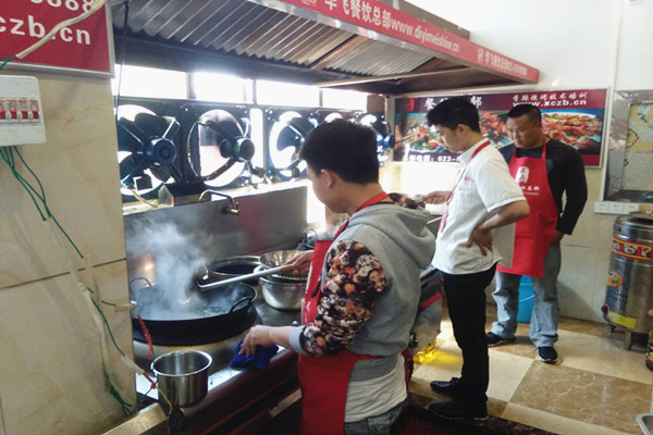 华飞酸汤鱼nba无插件极速体育_jrs直播网_jrs低调直播网