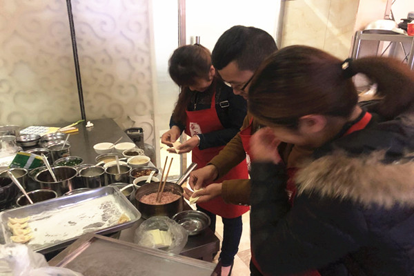 华飞流动小吃车nba无插件极速体育_jrs直播网_jrs低调直播网