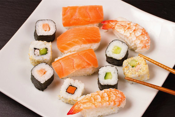 倾品日本料理加盟