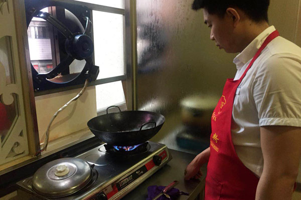 华飞姜鸭面nba无插件极速体育_jrs直播网_jrs低调直播网学员nba无插件极速体育_jrs直播网_jrs低调直播网过程