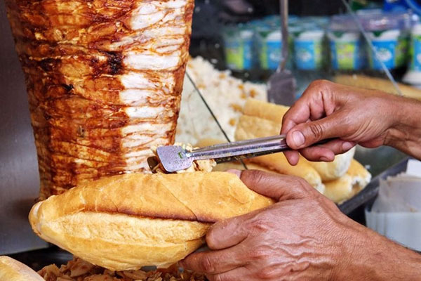 倾品土耳其烤肉加盟学员制作成品