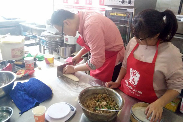 华飞军屯锅魁nba无插件极速体育_jrs直播网_jrs低调直播网学员nba无插件极速体育_jrs直播网_jrs低调直播网过程