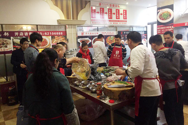 华飞丁家波洋芋nba无插件极速体育_jrs直播网_jrs低调直播网学员nba无插件极速体育_jrs直播网_jrs低调直播网过程