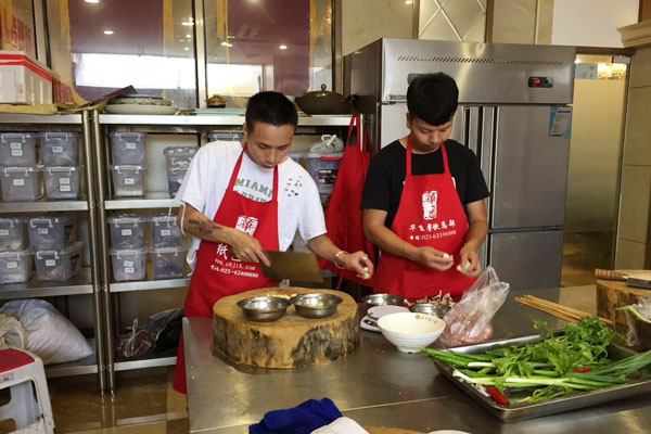 华飞老麻抄手nba无插件极速体育_jrs直播网_jrs低调直播网学员正在学习中