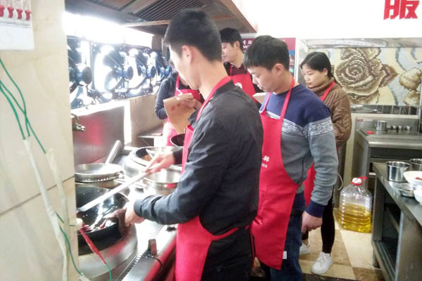 华飞火锅nba无插件极速体育_jrs直播网_jrs低调直播网学员nba无插件极速体育_jrs直播网_jrs低调直播网过程