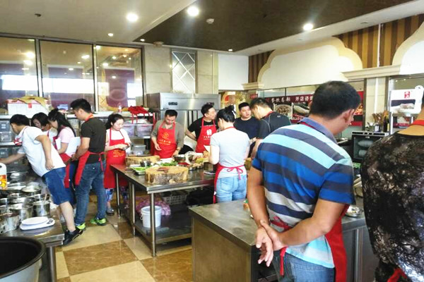 华飞麻辣小龙虾nba无插件极速体育_jrs直播网_jrs低调直播网