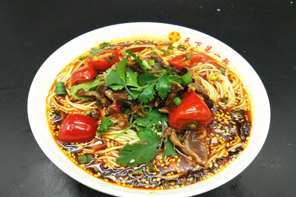 倾品重庆小面加盟