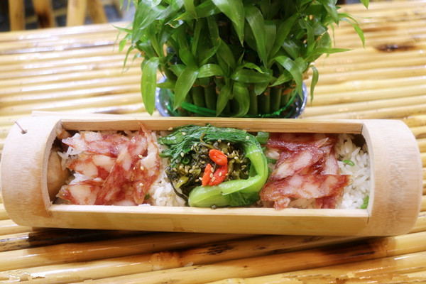 学竹筒饭技术制作成品