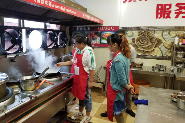 华飞石锅鱼nba无插件极速体育_jrs直播网_jrs低调直播网