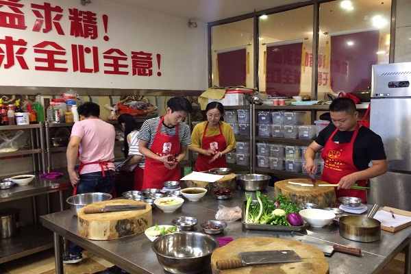 学火锅米线过程图