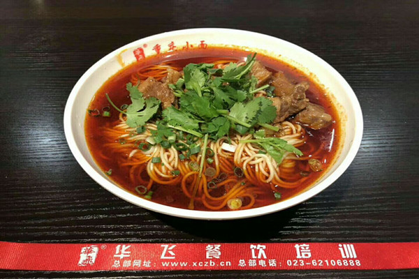 面馆店如何装修才能吸引顾客