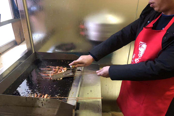 特色铁板鱿鱼技术nba无插件极速体育_jrs直播网_jrs低调直播网哪里有